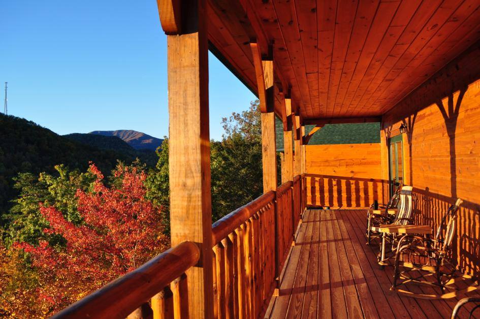 American Patriot Getaways Great Smoky Mountains Gatlinburg Pigeon Forge Cabin Rental