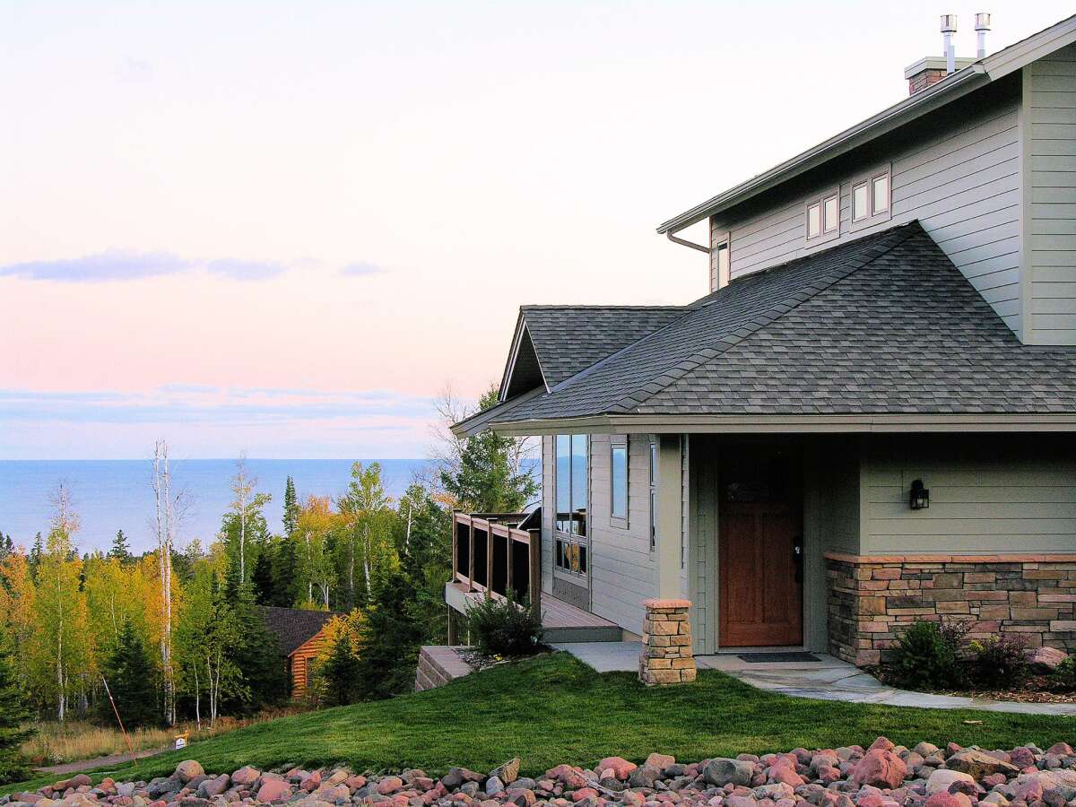 Cascade Vacation Rentals North Shore Minnesota Lake Superior Lutsen Vacation Home Rental.