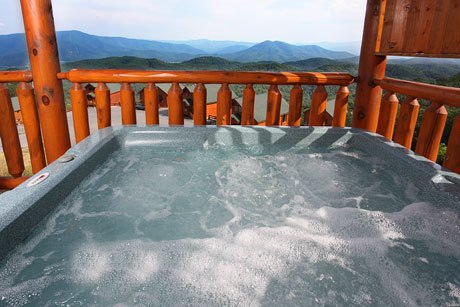 Eden-Crest-Vacation-Rentals-Great-Smoky-Mountains-Hot-Tub-View