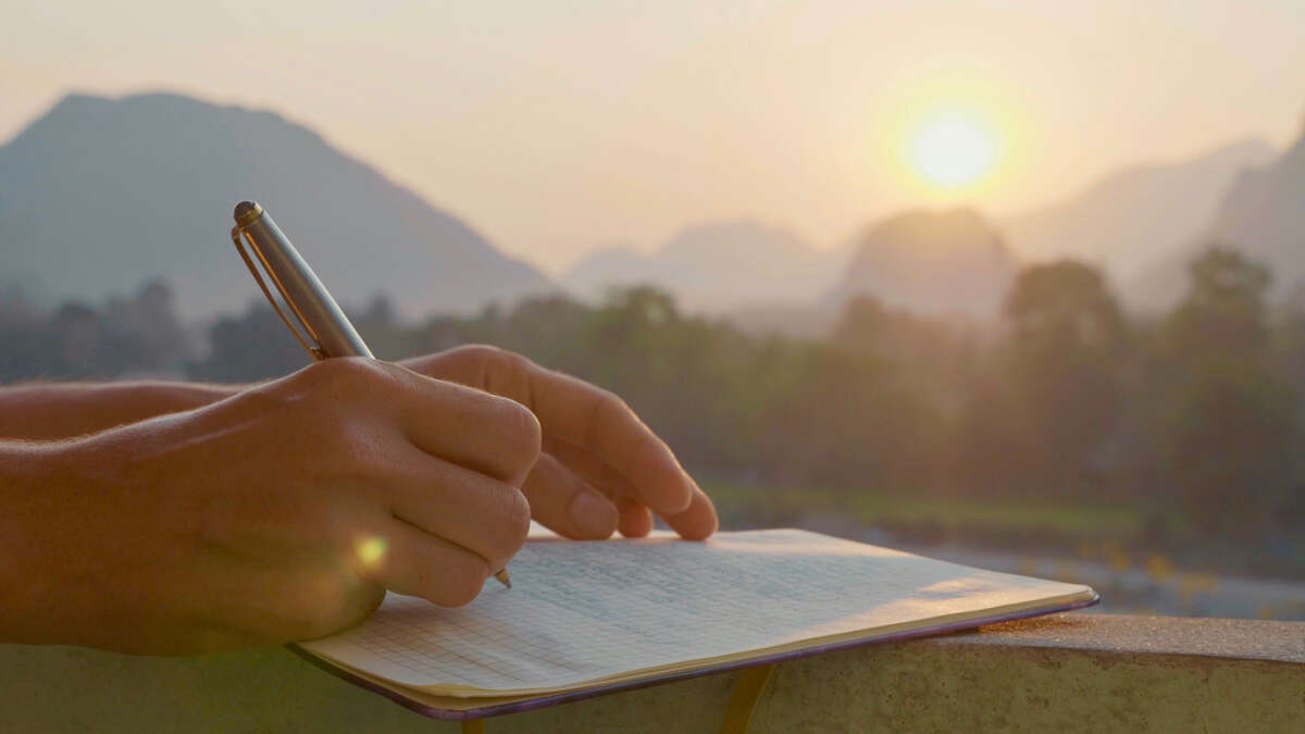 How To Write A Great Travel Journal