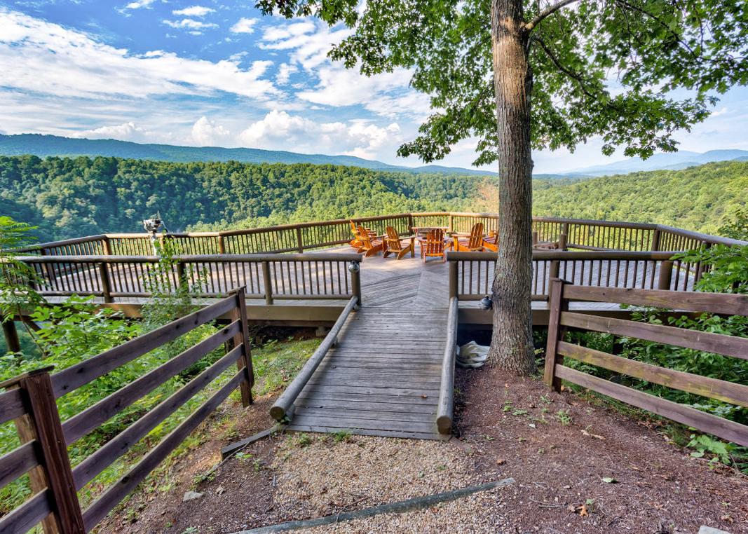 Natural Retreats Hot Springs Area Virginia Vacation Rentals.