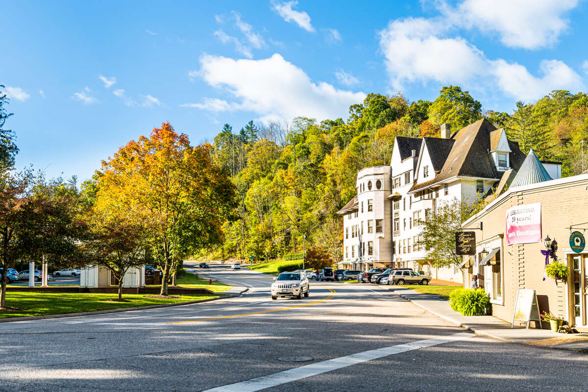 Natural Retreats Hot Springs Virginia Vacation Rental Management Company