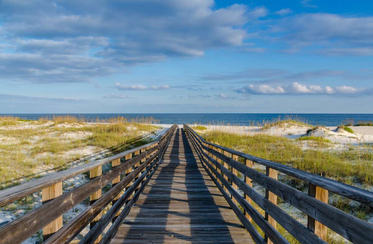Phoenix Rentals Boardwalk to Orange Beach