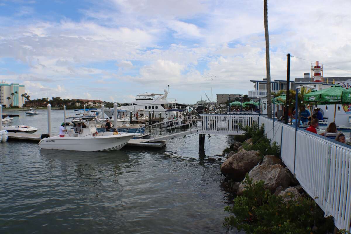 Beachfront Accommodations Indian Shores FL Pet Friendly with 3 Bedrooms 