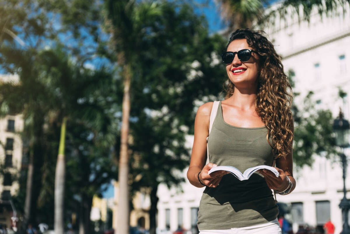 The Best 10 Travel Books Worth Reading