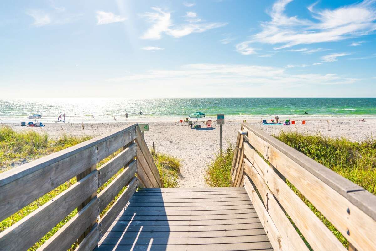Welcome Y'all Vacation Rentals Tampa Bay Pinellas County Area Indian Shores Florida