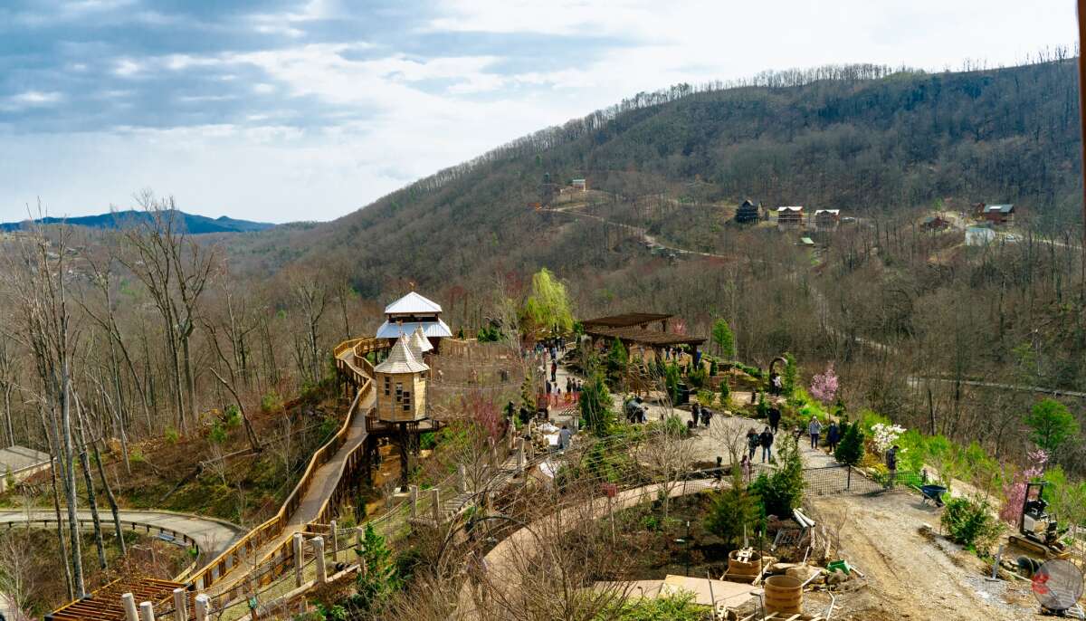 anakeesta mountaintop adventure park in gatlinburg