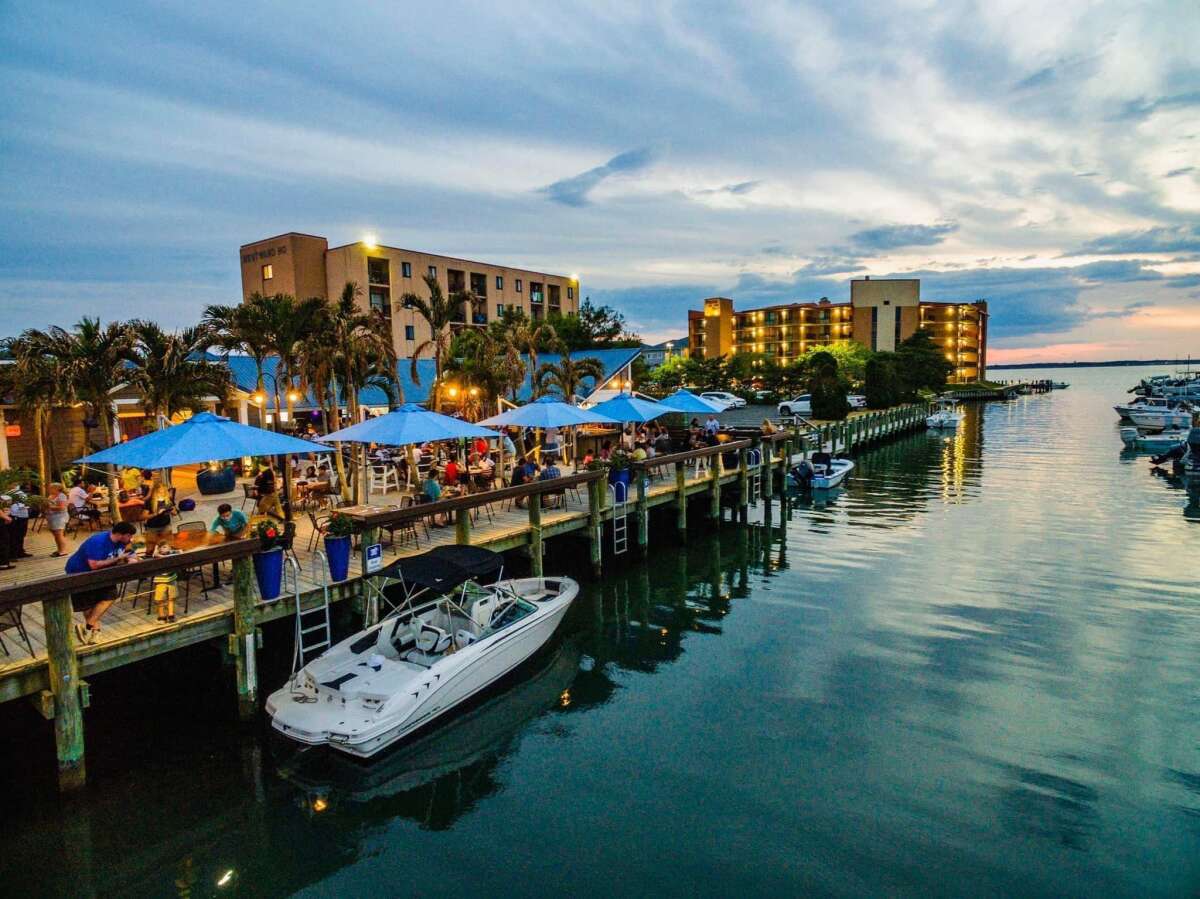 blu crabhouse raw bar ocean city maryland dining