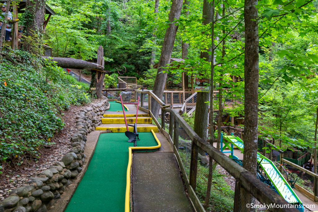 Hillbilly Golf in Gatlinburg