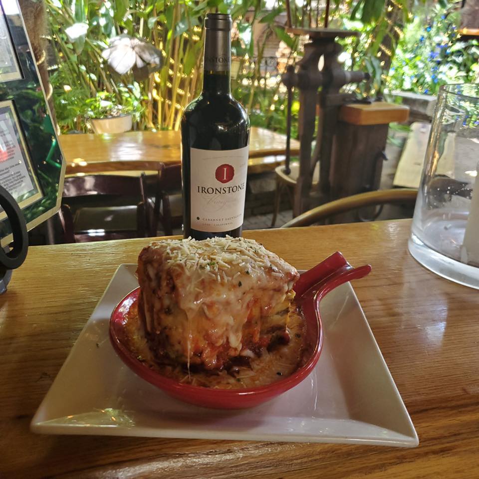 Wine, Bread, and Garlic - The Garlic Restaurant - New Smyrna Beach Florida