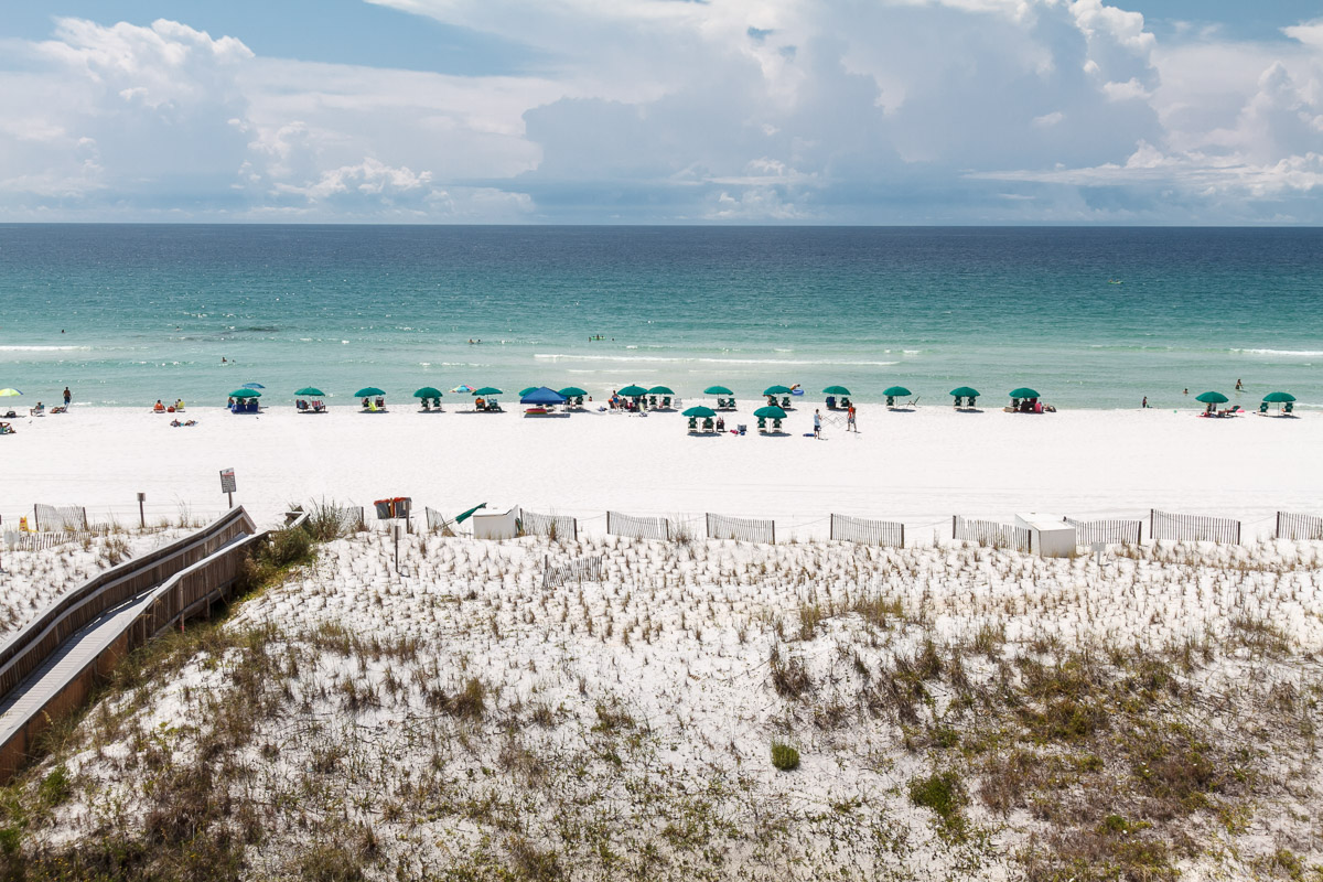 Gulf Dunes 404: 2 Bedroom Vacation Accommodations in Fort Walton Beach