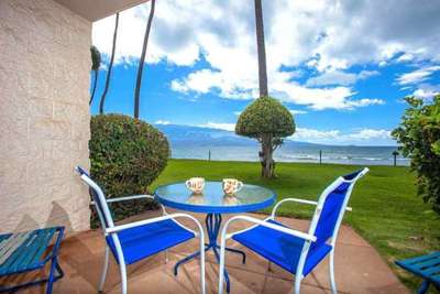 Maui Oceanfront condo rental ground floor for easy access