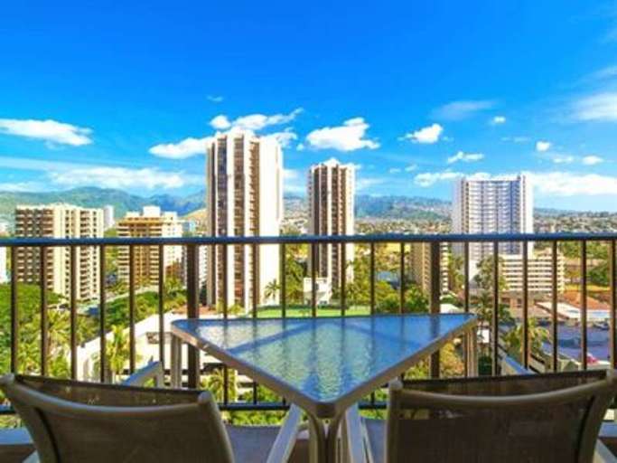 Great Views...your Waikiki Vacation Rentals awaits.