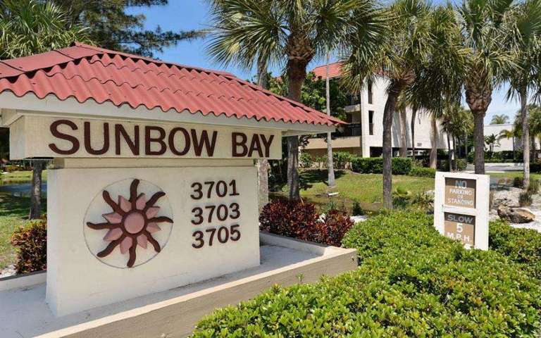 Welcome to Sunbow Bay!