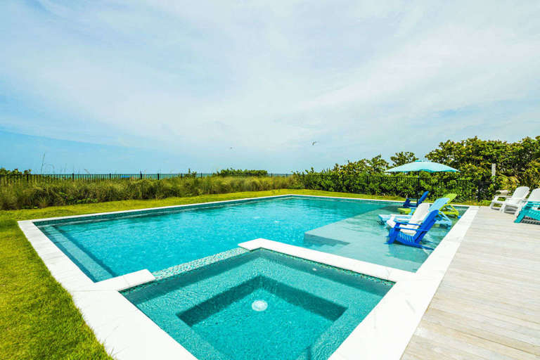 Pool and Spa, Beachfront Bungalow - AMI Locals