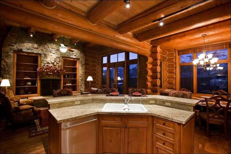 Fully Equipped Gourmet Kitchen with Granite Top Bar Eating Area