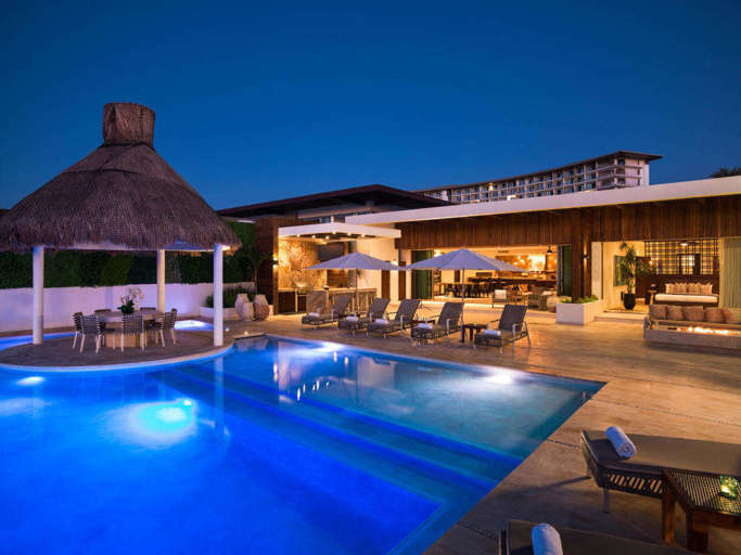 Villa Serena cabo with formal outdoor dining and wet bar