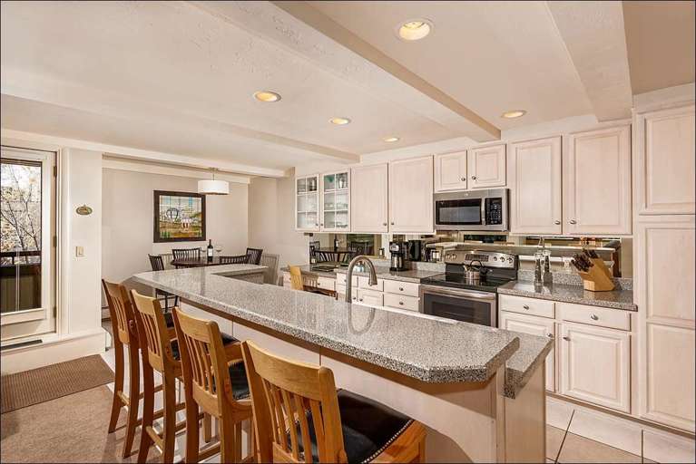 Newly remodeled Gourmet Kitchen