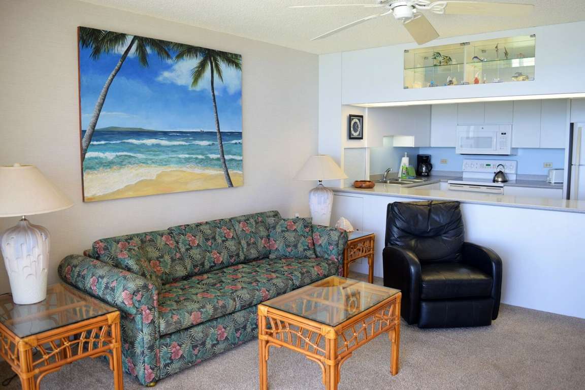 Spacious living room with direct ocean view