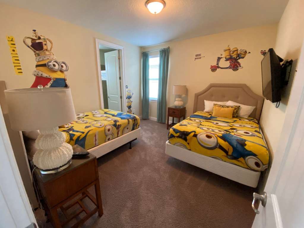Minion Room 2 double bed