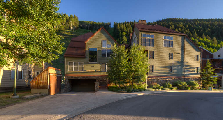 Front Picture of our Condo Rental in Telluride