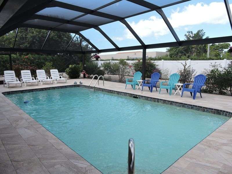 Vacation home for rent on Marco Island close to beach and bay 3 bedrooms with pool