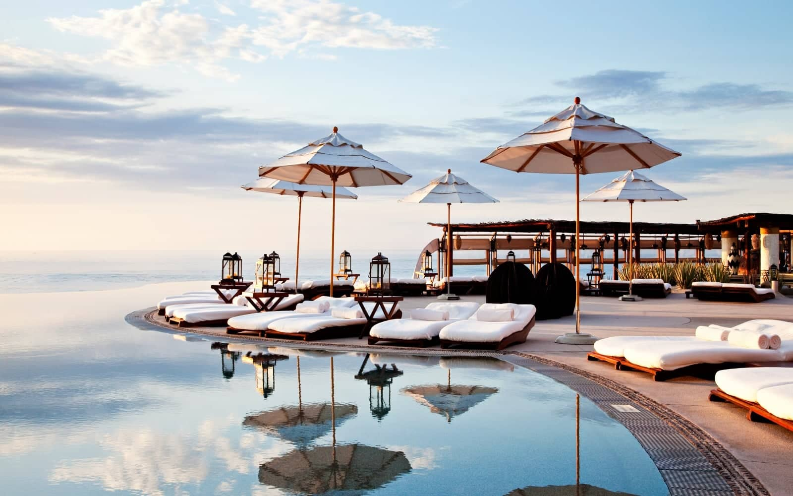 How to Have a Luxury Vacation on a Shoestring Budget