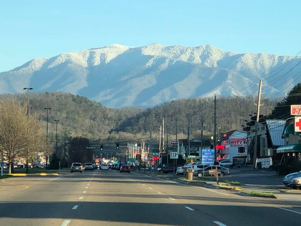 Pigeon Forge TN Travel Guide - Find Rentals