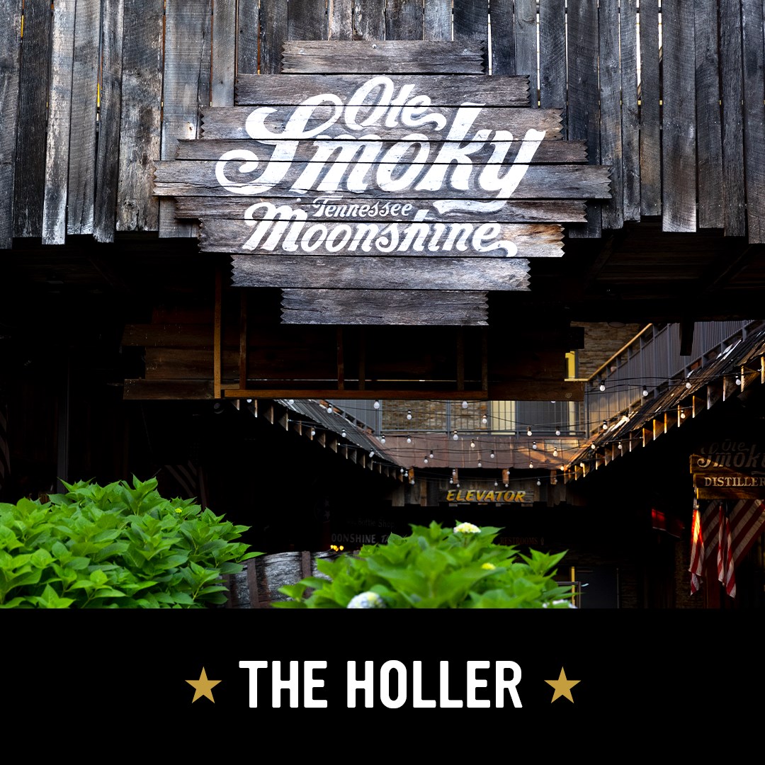 Ole Smoky Distillery "The Holler" In Gatlinburg
