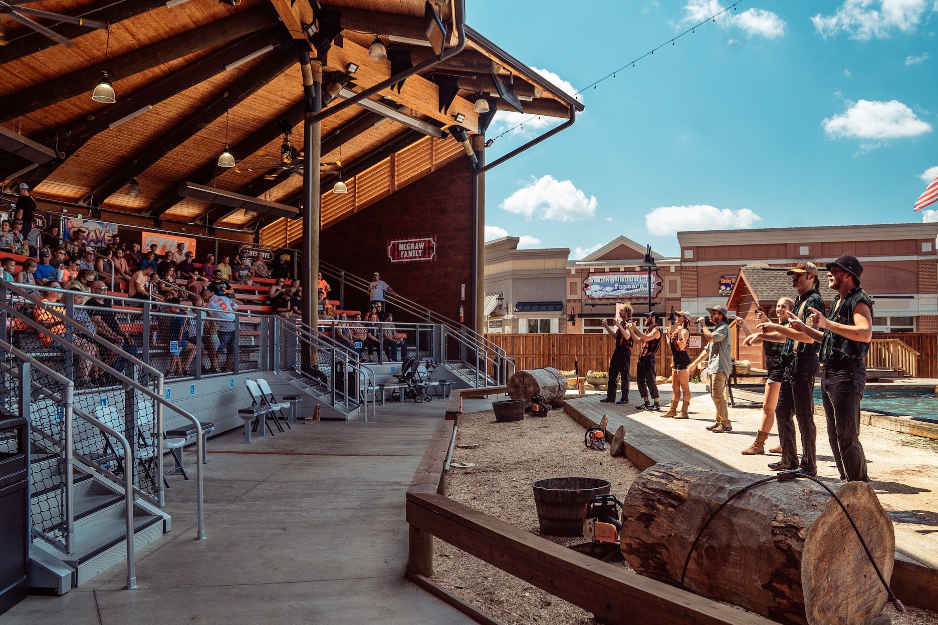 Paula Deen's Lumberjack Feud Supper Show