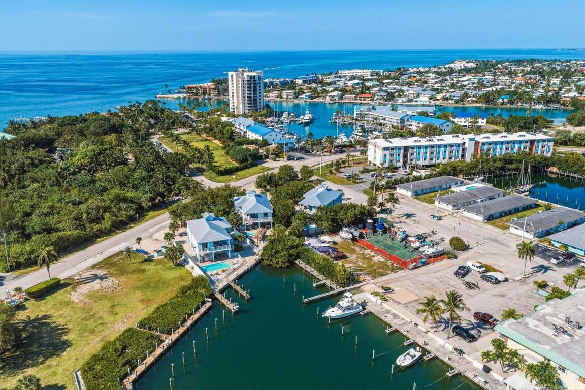 Things to do in Coco Plum Beach