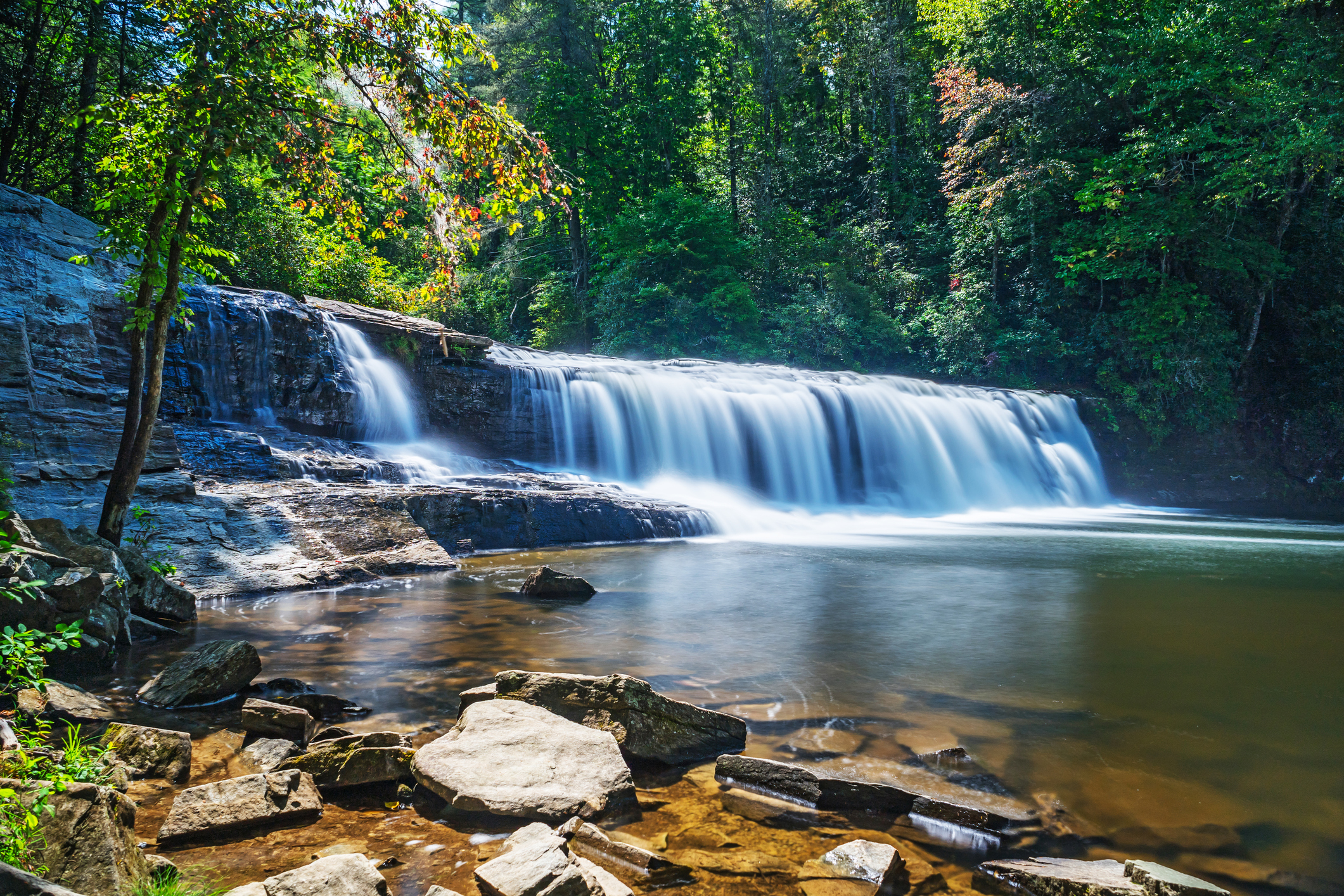 Hooker Falls Travel Guide | DuPont State Recreational Forest